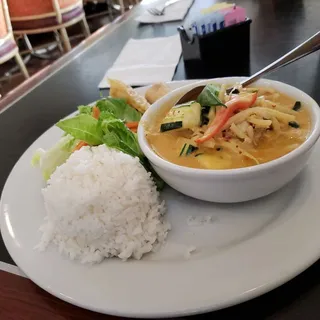 4. Red Curry Lunch Special