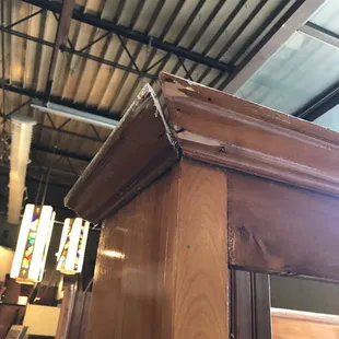 Damaged crown, undisclosed