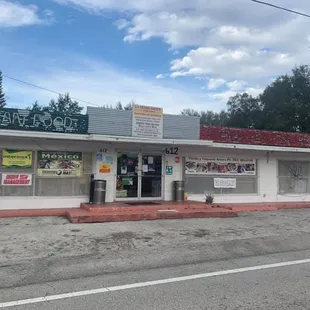 La Tienda y Taqueria Arcies  612 W Derby Ave. Auburndale  located between Coca-COla and Cutrale