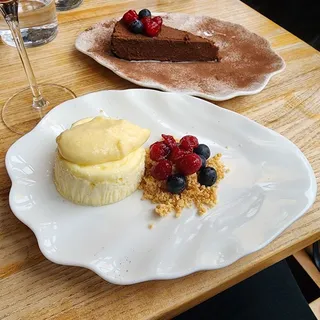 Lemon Mascarpone Cheesecake