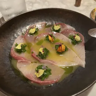 Hamachi Sashimi