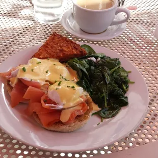 Eggs Benedict