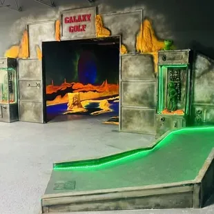 Hole 1 is amazing!!! this is our entrance!