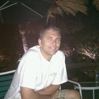 Mike R.