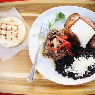 Pabellon Entree