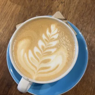 Café con leche (almond milk) +honey