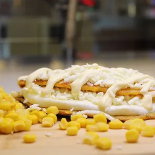 Cachapa.
Yellow Corn pancake, Cheese.