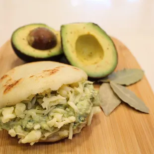 Reina Pepiada Arepa