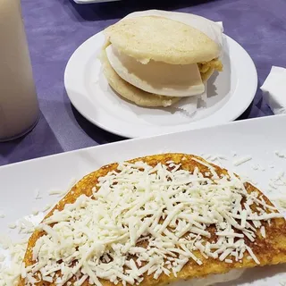 Perico Arepa
