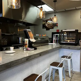 sushi and sashimi, interior