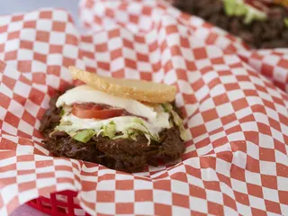 Nesticos
