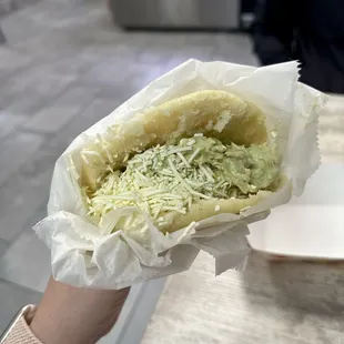 Arepa Reina Pepiada