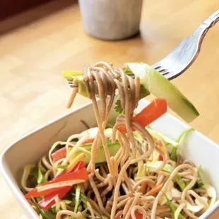 soba noodle salad