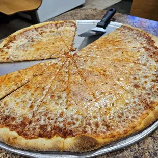 Cheese pizza