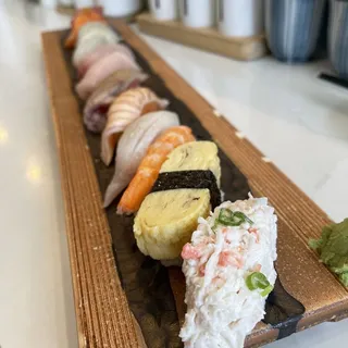 Ari Sushi Full Plate