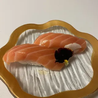 Salmon Sushi