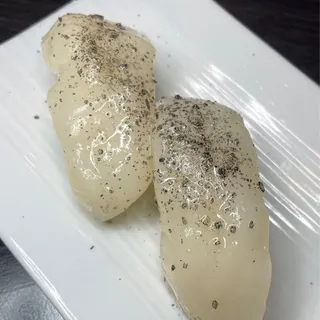 Fresh Hokkaido Scallop Sushi