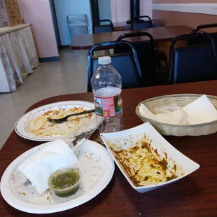 Bomb food amazing service y&apos;all remember be patient with your food service people... Delightful and will def come again