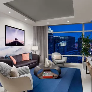 Sky Suites One Bedroom Penthouse - Strip View