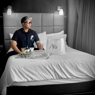 Can't go wrong with breakfast in bed here at Aria!