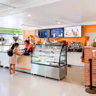 Aria Super Market & Bakery