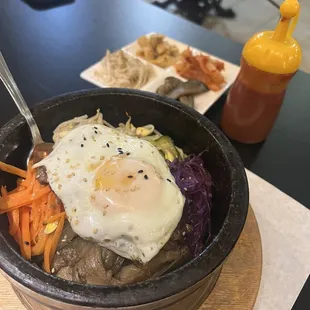 Dolsot Bibimbap