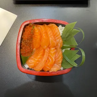 Salmon and salmon roe over rice