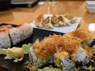 Akashi Sushi Bar