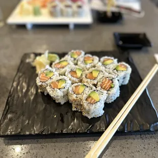 Salmon avocado roll