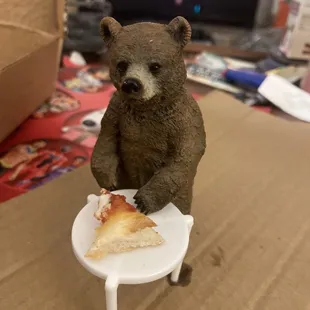 Terry&apos;s favorite part of dinner was this little table that came with the pizza