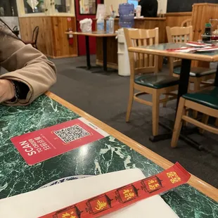 QR code to order by table