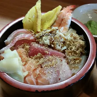 chirashi bowl.. oh so good!!!