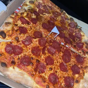 Pepperoni pizza