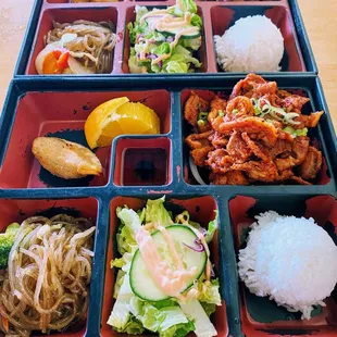 Lunch boxes