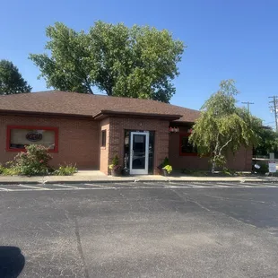 Ari&apos;s diner