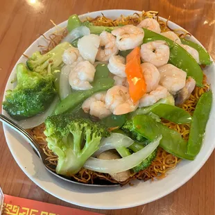 Shrimp pan fried noodle