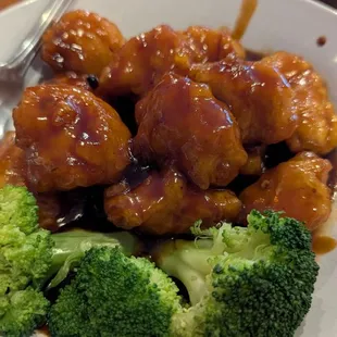 General Tso&apos;s chicken