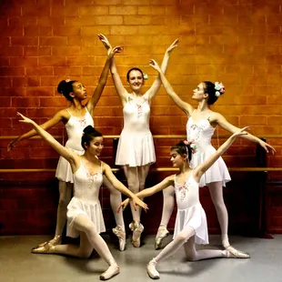 Pointe Class in Costumes