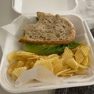 customizable turkey sandwich &amp; chips