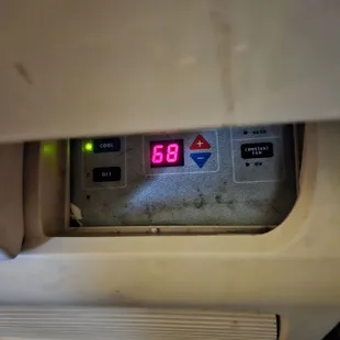 AC was set at 74. Wouldn't turn on.  72. Wouldn't turn on.  70. Wouldn't turn on.  68. Wouldn't turn on.