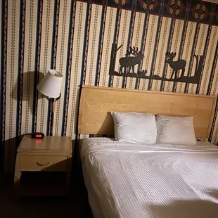 Bad 80's design and no electric outlets.