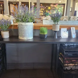 Decor in the entrance way