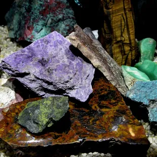 Lapidary Rough from around the world