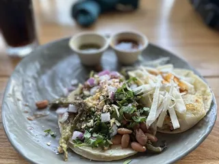 Nico’s Tacos Bar on Como