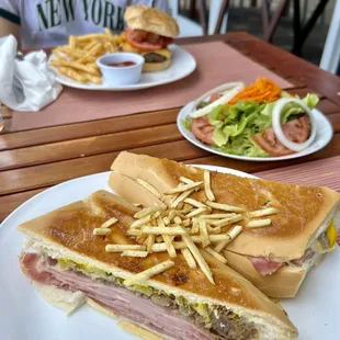 Cuban sandwich, Miami Burger