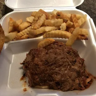 Look how much bbq was on this sandwich! And this wasn't even the large.