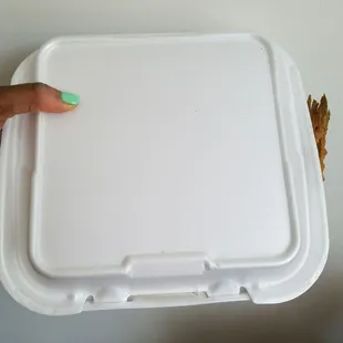 7-11-2017 U know it's going down when the main event of your meal peeks at you like this!