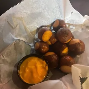 Pretzel bites