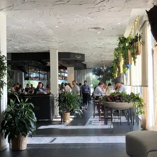 The entrance in the Line hotel