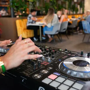 DJ Brunch on Saturdays and Sundays